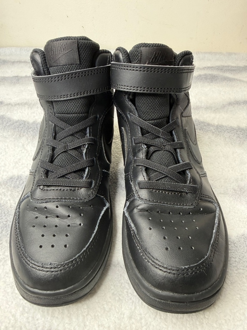 Nike Men's Black High-Top Sneakers with Ankle Strap